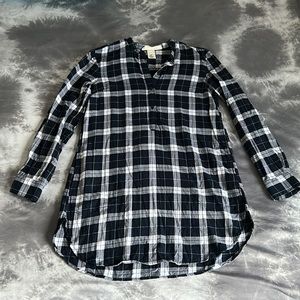 H&M Dark Navy Blue and White Flannel Dress Button Up Pockets L.O.G.G.